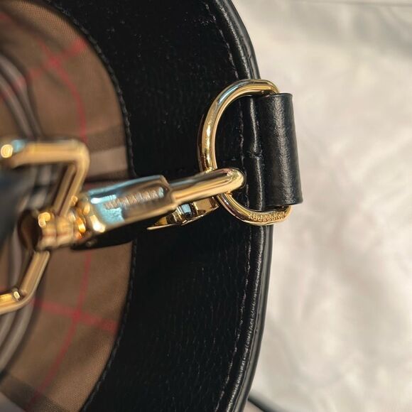 Authentic  Burberry Leather Black Shoulder Bucket Bag - Picture 7 of 15